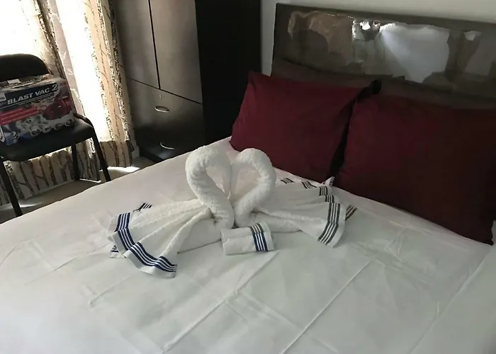 Azure Miami 4*