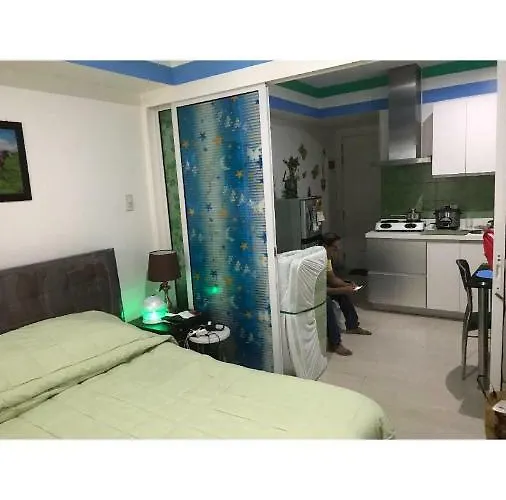Azure Miami 4*